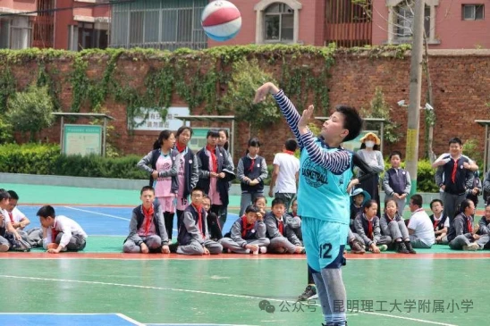 如何在篮球训练中有效应对压力?_1